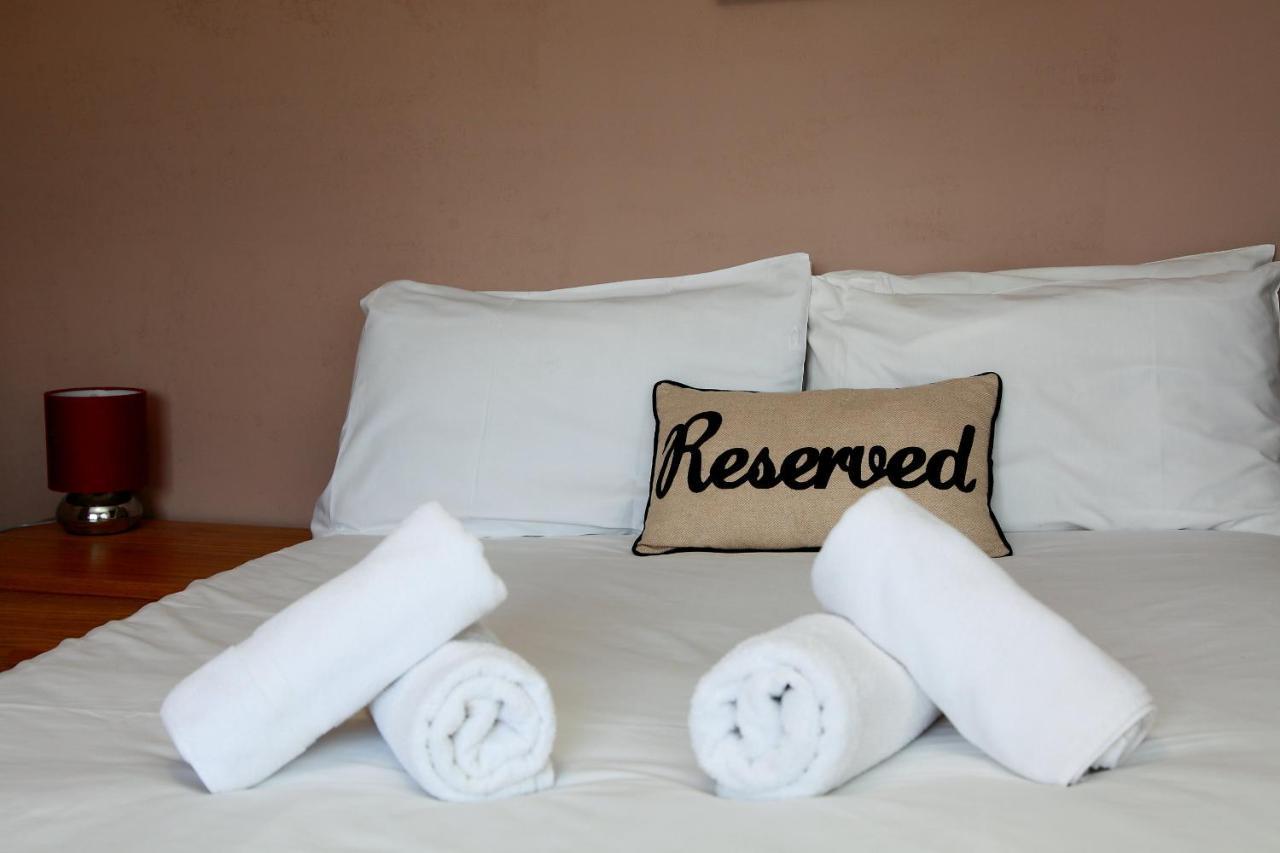 Hampton Court Hotel East Molesey Luaran gambar
