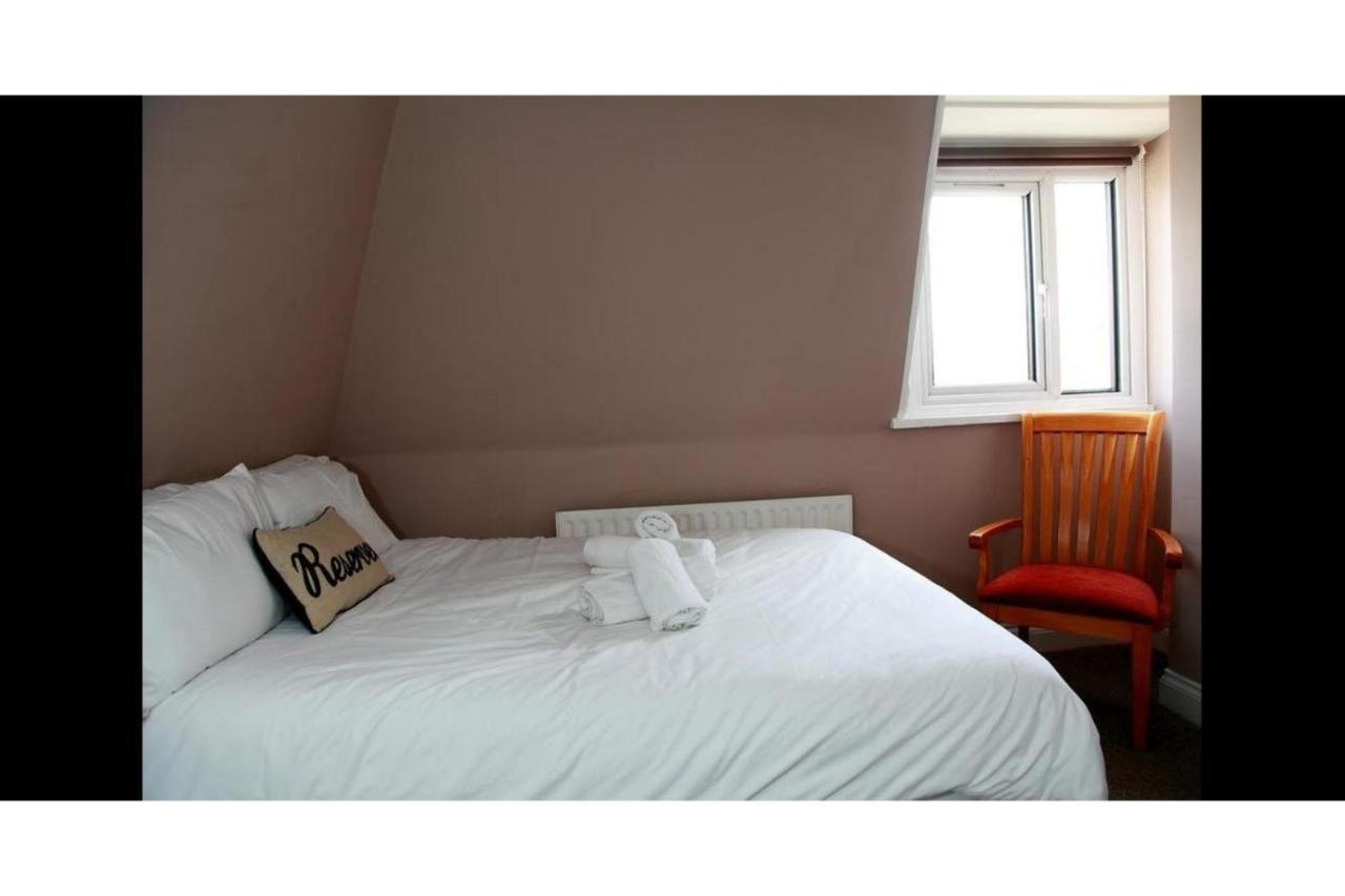 Hampton Court Hotel East Molesey Luaran gambar