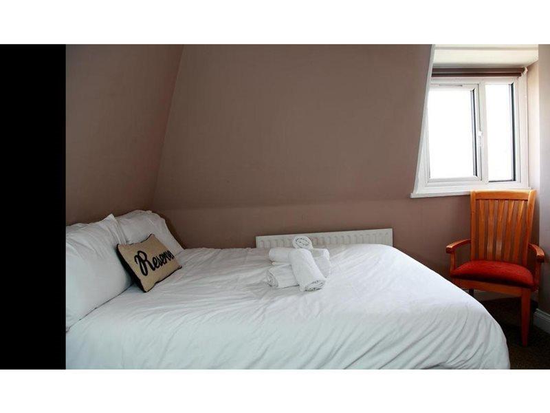 Hampton Court Hotel East Molesey Luaran gambar